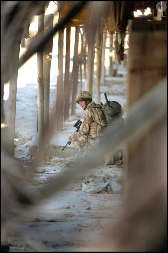 Le prince Harry début 2008 lors de son premier déploiement en Afghanistan. Le Captain Wales a annoncé le 17 mars 2015 sa décision de quitter l'armée, en juin.