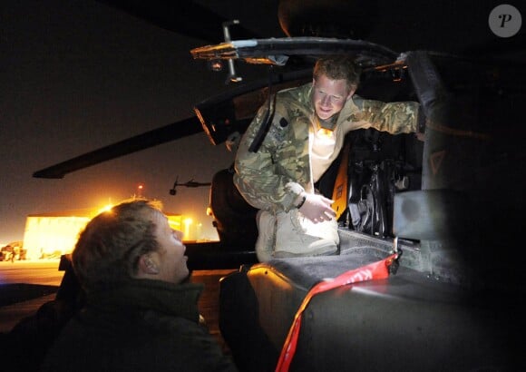 Le prince Harry lors de son deuxième déploiement en Afghanistan, fin 2012. Le Captain Wales a annoncé le 17 mars 2015 sa décision de quitter l'armée, en juin.