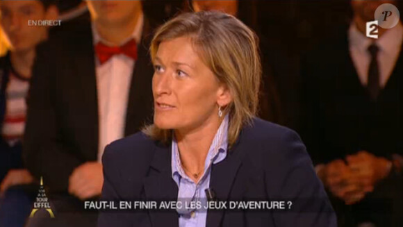Frédérique Jossinet dans Un soir à la Tour Eiffel, le 18 mars 2015 sur France 2.