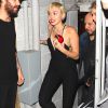 Miley Cyrus part faire la fête à The Laugh Factory, Los Angeles, le 16 mars 2015