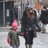 Sarah Jessica Parker accompagne sa fille Tabitha à l'école à New York malgré le temps neigeux. Le 9 février 2015 