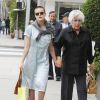 Tallulah Willis se promène, main dans la main, avec sa grand-mère (mère de Bruce Willis) dans les rues de Beverly Hills, le 29 janvier 2015 Tallulah Willis walks hand in hand with her grandma after taking her to lunch at Il Pastaio in Beverly Hills, California on January 29, 2015. Tallulah recently shaved her head much like her mom Demi Moore also famously did in 1997 for her role in the military drama 'G.I. Jane.'29/01/2015 - Beverly Hills