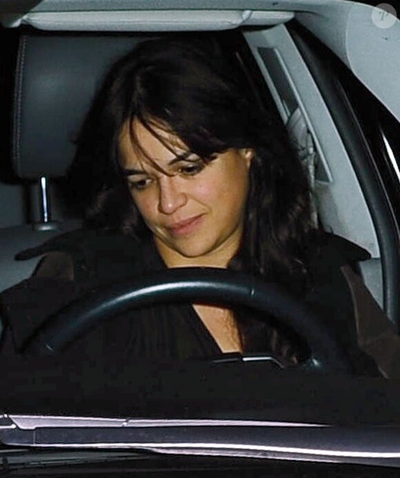 Michelle Rodriguez est allée dîner au restaurant à Los Angeles, le 25 février 2015.