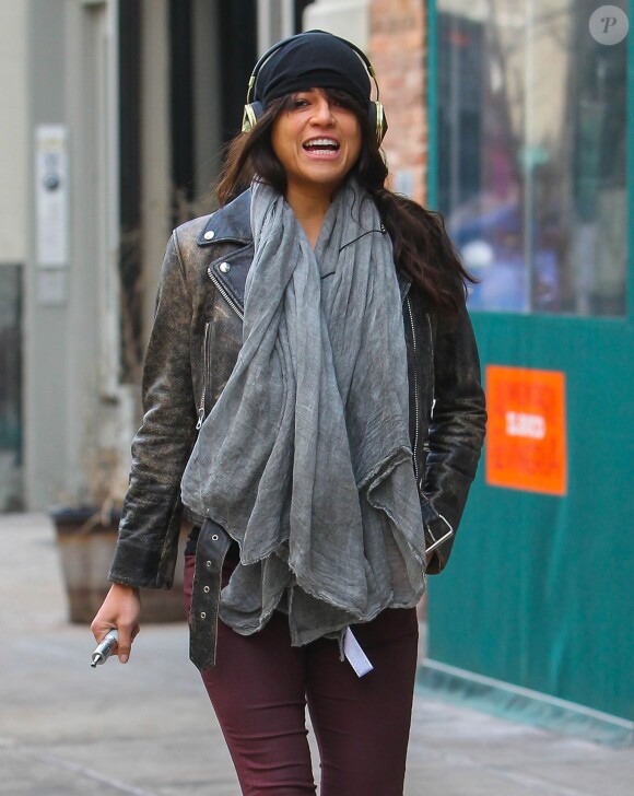 Michelle Rodriguez se promène à New York, le 12 février 2015. 