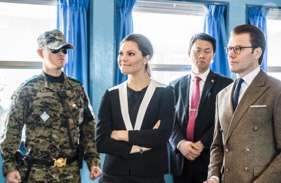 La princesse Victoria de Suède et son mari le prince Daniel effectuaient une visite officielle en Corée du Sud du 23 au 25 mars 2015