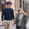 Reese Witherspoon et son mari Jim Toth se baladent, main dans la main, à Venice en Californie, le 10 janvier 2015 