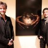 Jean-Louis Aubert avec son fils Arthur au vernissage de l'exposition de celui-ci à l'hôtel Majestic à Cannes le 19 mars 2015