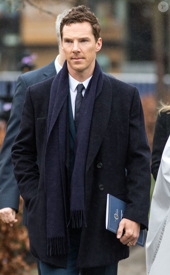 L'acteur Benedict Cumberbatch arrivant à la cérémonie où Richard III a été réinhumé à Leicester en Angleterre le 26 mars 2015