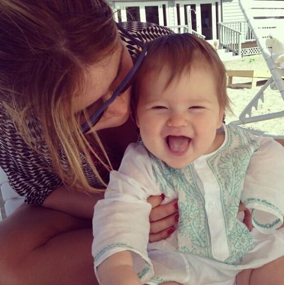 Jenna Bush pose avec sa fille Mila, le 31 décembre 2013.