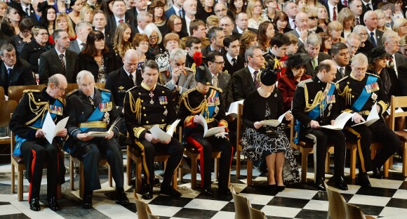Le prince Edward, duc de Kent, à gauche, avec la famille royale britannique lors de la cérémonie commémorant le déploiement et le tribut britanniques en Afghanistan, le 13 mars 2015 en la cathédrale St Paul, à Londres.