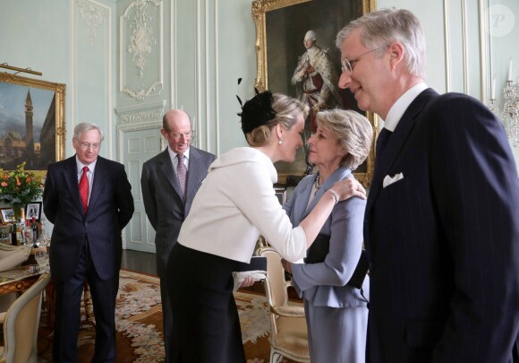Le prince Richard, duc de Gloucester, le prince Edward, duc de Kent, et Birgitte, duchesse de Gloucester, rencontrent le roi Philippe et la reine Mathilde de Belgique à Buckingham à Londres le 13 mars 2014