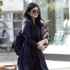 Kylie Jenner fait du shopping chez Fred Segal avec son chien Normie à West Hollywood, le 23 février 2015 