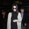 Kris Jenner et sa fille Kendall arrivent à Los Angeles le 11 mars 2015. 