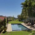 Mischa Barton est en défaut de paiement sur sa maison de Beverly Hills, achetée en 2005 pour 6,4 millions de dollars.