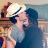 Nikki Reed et Ian Somerhalder font du shopping en prévision du festival Coachella, à Venice, Los Angeles, le 6 avril 2015