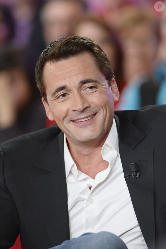 Olivier Minne - Enregistrement de l'émission "Vivement Dimanche" à Paris le 8 avril 2015. L'émission sera diffusée le 12 Avril 2015.
