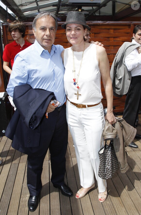 Patrice Dominguez et sa femme Cendrine au tournoi de Roland-Garros à Paris, le 30 mai 2012.