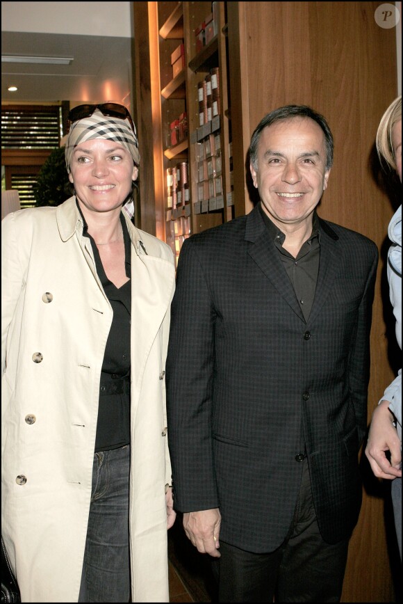 Cendrine et Patrice Dominguez à Paris le 5 avril 2005