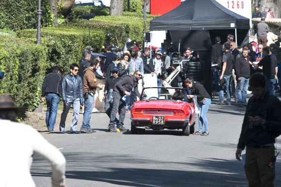 Ben Stiller et le jeune acteur Cyrus Arnold sur le tournage de Zoolander 2 à Rome, le 13 avril 2015.