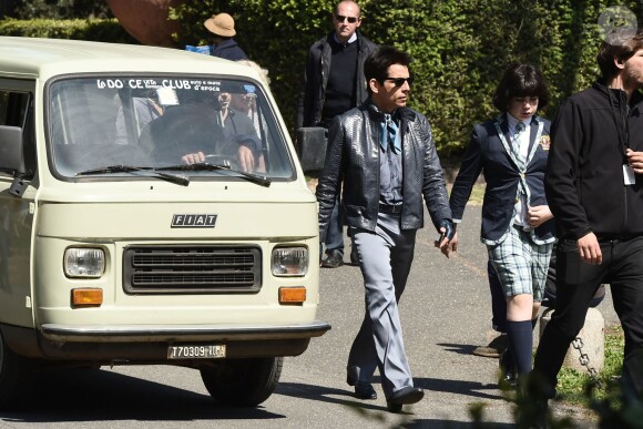 Ben Stiller et le jeune acteur Cyrus Arnold sur le tournage de Zoolander 2 à Rome, le 13 avril 2015.
