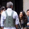 George Clooney reçoit la visite de sa femme Amal Clooney et leurs deux chiens sur le tournage de Money Monster à New York le 12 avril 2015.