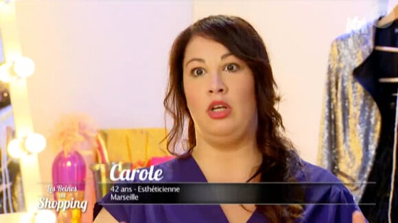 Dans Les reines du shopping (M6), Carole supporte mal la critique et n'hésite pas à tâcler ses adversaires en retour. Les reines du shopping, émission du 15 avril 2015.