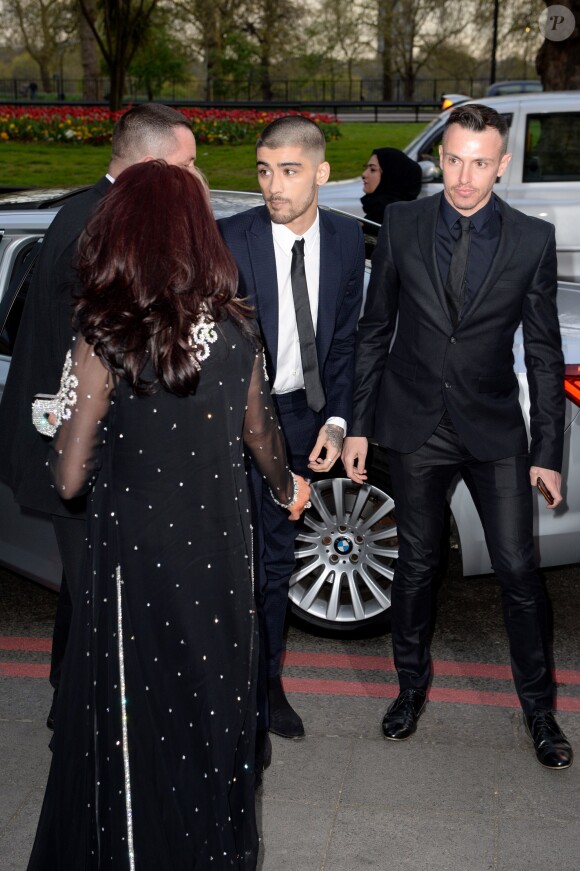 Zayn Malik et sa maman Trisha à la soirée Asian Awards à Londres, le 17 avril 2015