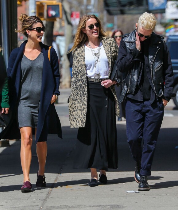 Amber Heard est allée déjeuner avec des amis à New York, le 16 avril 2015.
