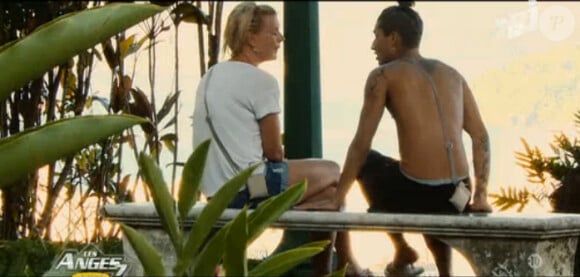 Amélie Neten quitte l'aventure dans Les Anges 7, le lundi 20 avril 2015, sur NRJ12