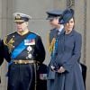 Kate Middleton à quelques semaines de la naissance de son second enfant, le 13 mars 2015 à la cathédrale St Paul, pour une messe commémorant l'engagement britannique en Afghanistan.