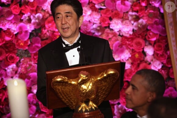 Barack Obama et Shinzo Abe d'un dîner en l'honneur du Premier ministre japonais à la Maison Blanche à Washington le 28 avril 2015.