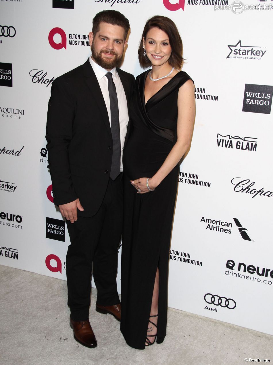 Jack Osbourne et sa femme Lisa Stelly enceinte - Soir&amp;eacute;e &quot;Elton John AIDS Foundation Oscar Party&quot; 2015 &amp;agrave; West Hollywood, le 22 f&amp;eacute;vrier 2015.&amp;nbsp;  
