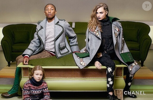Cara Delevingne et Pharrell Williams stars de la campagne Chanel avec l'adorable Hudson Kroenig