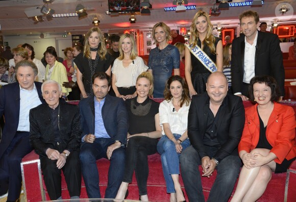 Les invités de Vivement dimanche sur France 2 pour l'enregistrement du 29 avril 2015 (diffusion de l'émission : le dimanche 3 mai 2015).