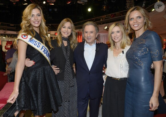 Les invités de Vivement dimanche sur France 2 pour l'enregistrement du 29 avril 2015 (diffusion de l'émission : le dimanche 3 mai 2015).