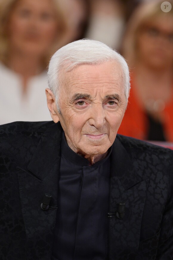 Charles Aznavour à l'enregistrement de Vivement dimanche, le 29 avril 2015 (diffusion de l'émission : le dimanche 3 mai 2015 sur France 2).