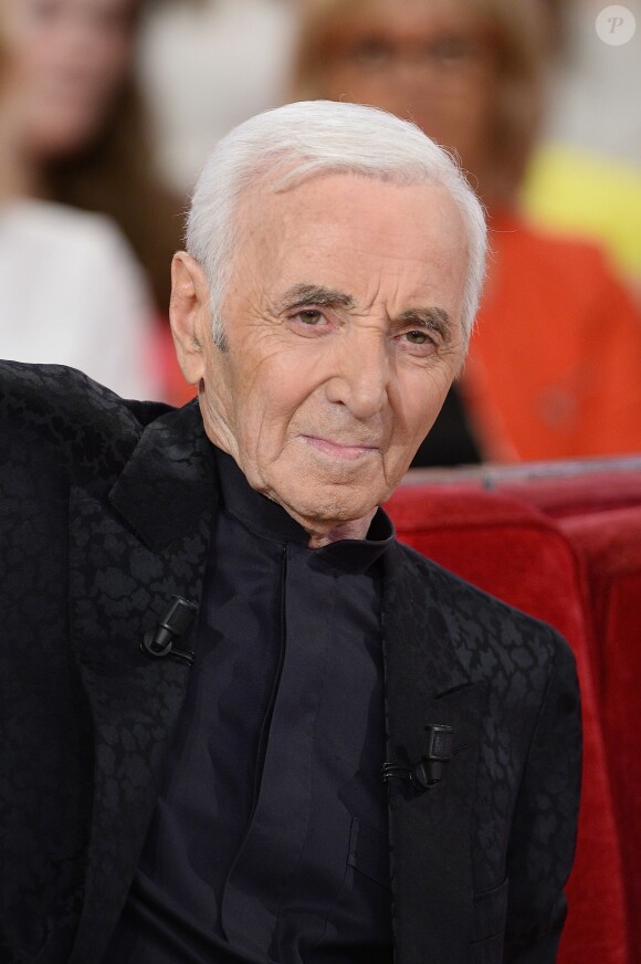 Charles Aznavour à l'enregistrement de Vivement dimanche, le 29 avril 2015 (diffusion de l'émission : le dimanche 3 mai 2015 sur France 2).
