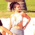 Exclusif - Selena Gomez à la plage lors de ses vacances avec des amis à Mexico, le 18 avril 2015.