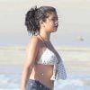 Exclusif - Selena Gomez se baigne lors de ses vacances avec des amis à Mexico, le 18 avril 2015.