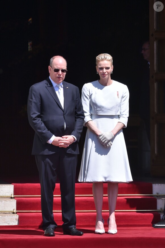 Le prince Albert II de Monaco et la princesse Charlene de Monaco - Baptême de Jacques et Gabriella en la cathédrale Notre-Dame-Immaculée de Monaco le 10 mai 2015