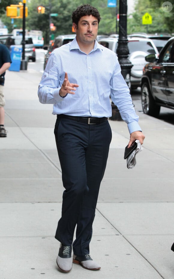 Jason Biggs sort de son hotel a New York, le 11 juillet 2013.