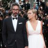 Emmanuelle Béart et son compagnon Frédéric - Montée des marches du film "Irrational Man" (L'homme irrationnel) lors du 68e Festival International du Film de Cannes, à Cannes le 15 mai 2015.