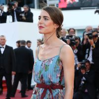Cannes 2015 : Charlotte Casiraghi printanière face à Salma Hayek ultradécolletée