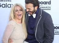 Billboard Music Awards : Britney Spears, amoureuse, met le feu avec Iggy Azalea