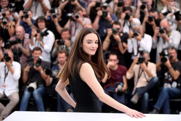 Charlotte Le Bon - Photocall du film "Vice Versa" lors du 68e Festival International du Film de Cannes, le 18 mai 2015.