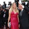 Antonio Banderas et sa compagne Nicole Kimpel - Montée des marches du film "Sicario" lors du 68e Festival International du Film de Cannes le 19 mai 2015