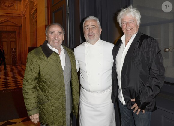 Exclusif - Claude Brasseur, Guy Savoy et Jean-Jacques Annaud - Soirée "Déguster du vin au restaurant Guy Savoy" à la Monnaie de Paris le 18 mai 2015.