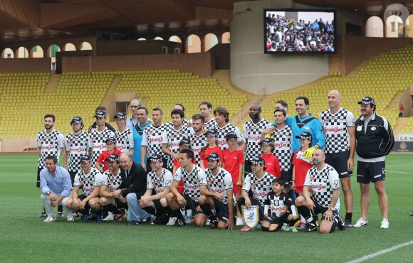 La F1 Driver Team lors du 22e 'World Stars Football Match' au stade Louis II de Monaco le 19 mai 2015