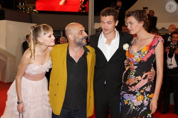 Karl Glusman, Klara Kristin, Gaspar Noé, Aomi Muyock - Montée des marches du film "Love" lors du 68e Festival International du Film de Cannes, le 20 mai 2015.