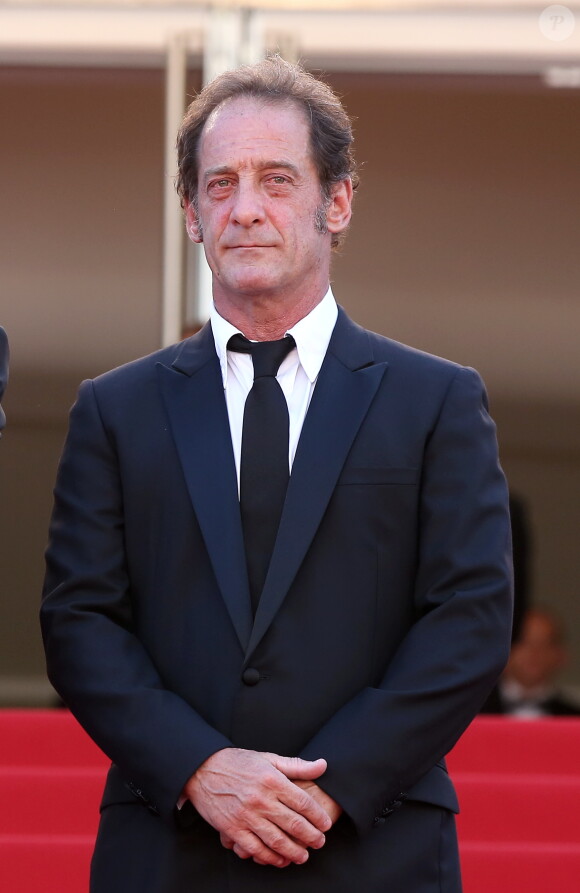 Vincent Lindon - Montée des marches du film "La Loi du Marché" lors du 68e Festival International du Film de Cannes, à Cannes le 18 mai 2015.